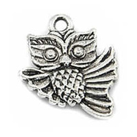 Pendant Charm With Ring - Antique Silver Little Owl x 18mm